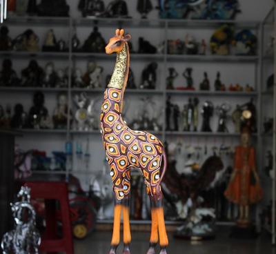 【批發(fā)庫存外貿(mào)創(chuàng)意樹脂工藝品家居精品鹿擺件鹿鹿平安禮品手工繪制】價格_廠家_圖片