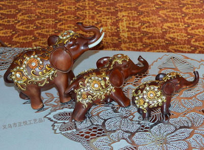 【正悅工藝品廠 批發(fā)高檔禮品家居裝飾新款花紋三連象擺件】?jī)r(jià)格,廠家,圖片,塑料、樹脂工藝品,義烏市正悅工藝品廠-