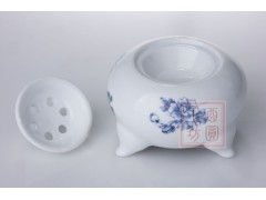 燦若春華——xy115系列青花牡丹熏香爐，220V插電工藝品批發指南